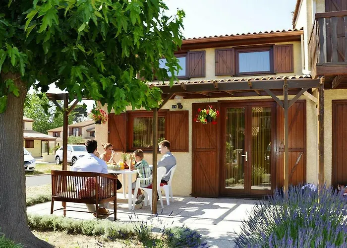 Holiday home Cozy Beach House In Les Tamaris Portiragnes